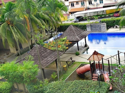 Villa Pavilion Apartment @ Seri Kembangan For Sale, Selangor
