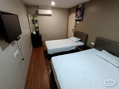 ‘Zero Deposit’ – Tampoi Utama - Hotel Room with Private Bathroom