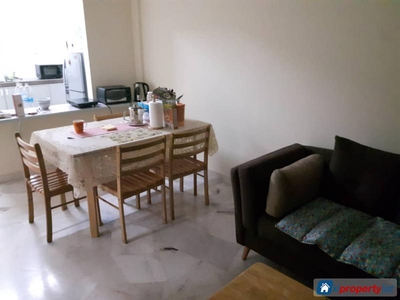 Room in apartment for rent in Bandar Sunway