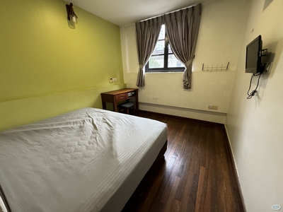2 Stations to TRX ZERO Deposit Co Living Room with Private Bathroom at Bukit Bintang Walk to Berjaya Times Square & Lalaport