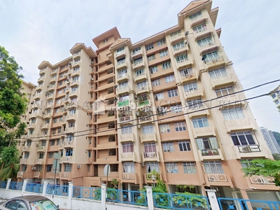 Apartment For Auction at Azuria