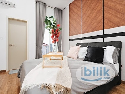 Exclusive Premium Master Room with Private Bathroom, walking distance MRT Sentul