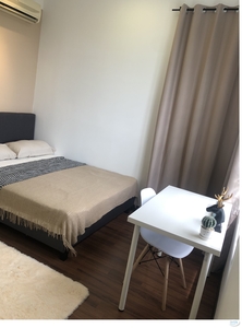 [FREE UTILITIES] Fully Furnished Master Room With Private Bathroom Beside Lrt Alam Sutera