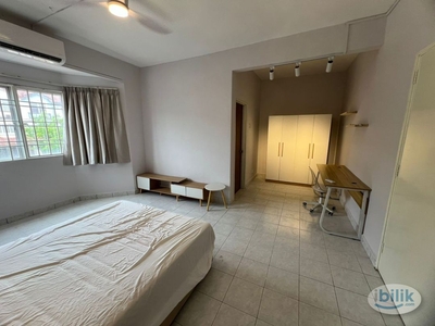 ☀️Master Room With 42'Inch TV & Sofa☀️Mutiara Puchong