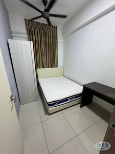 Middle Room at Solaria Residences, Bayan Lepas, Penang