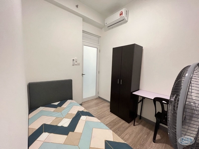 [Next to LRT] Single Room at Bangsar South, Pantai