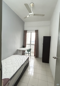 Small room in males unit for rent at Residensi Laguna condo, Bandar Sunway
