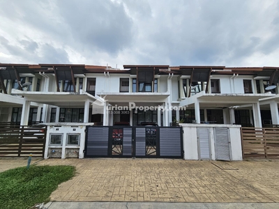 Terrace House For Sale at Alam Sari