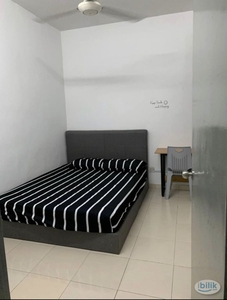 (Zero deposit)Comfy small mid room for rent at mentari court 1
