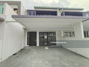 Arya brand new 2 storey well kept double storey house For Sale