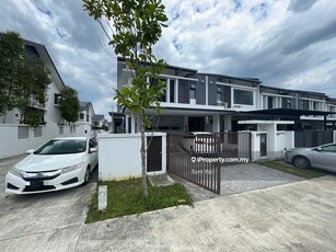 End Lot Extended Renovated, whatsapp agent Tom Yip for viewing