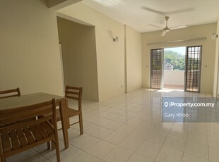 Gambier Heights Corner Well Maintained Unit For Sales