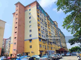 Kinrara Putri Apartment - 13 min to Bandar Sunway