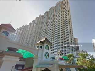Mid Floor N-Park Condominium Block 3c, 700 sf, 3 Rooms near USM