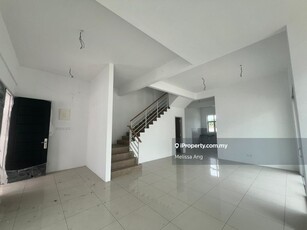 Newly completed 3 Storey Terrace House