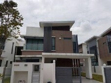Bungalow Concept Double Storey Resort Home Huge Space 35*80 Freehold Full Loan Hilltop View