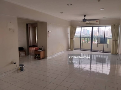 High floor, partly furnish, nearby pavilion bukit jalil