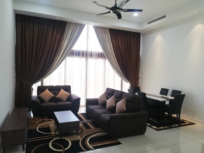 M City Serviced Residence Spacious & Well-kept Full Furnish unit Sale