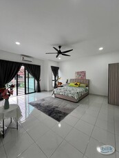 Room For Rent Bandar Sri Sendayan Aeon,NSK,99 Speedmart,7-Eleven