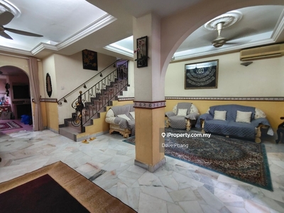 Gated & Guarded (22 x 75) Freehold 2 Storey Terrace