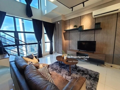Luxury Design Serviced Apartment -- Strategic Location