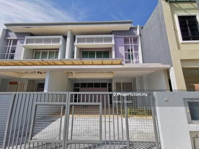 Partly Furnished Super Link Terrace House @ Chimes, Rimbayu 24x75 sft