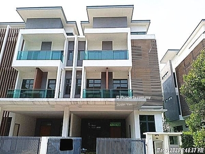 Taman Nusaputra Timur Puchong Terrace For Auction