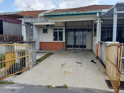 HOUSE FOR RENT: 1 Storey Terrace house, Taman Bunga Raya
