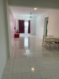 Partly Furnished Perdana Villa Apartment, Klang With Wet & Dry Kitchen Cabinet