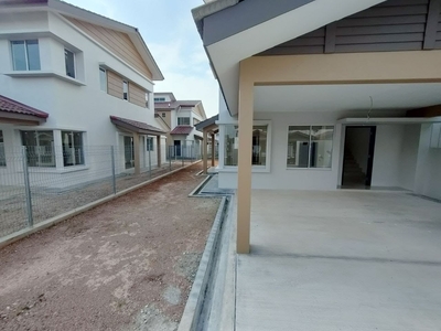 End Lot 2 Storey Terrace at Amansara South, With Lighting & Fan & Door Grill