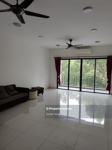 Fully furnished condominium is vacant for rent now