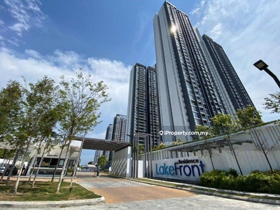 Lakefront Residence Cyberjaya Condominium for Auction