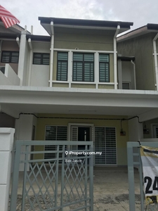 Peaceful and privacy double storey terrace house