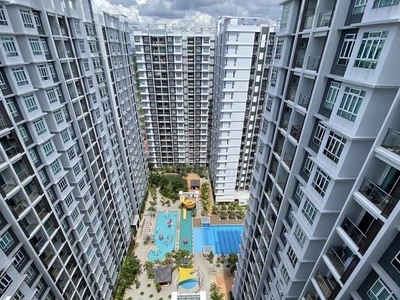 Pool View Partly Furnish 3R2B Parkland Residence Kampung Lapan Melaka
