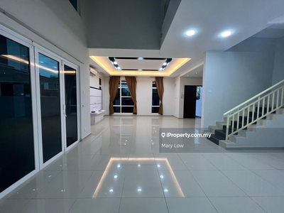 Taman Klebang Utama 2.5 Storey Semi-D For Rent