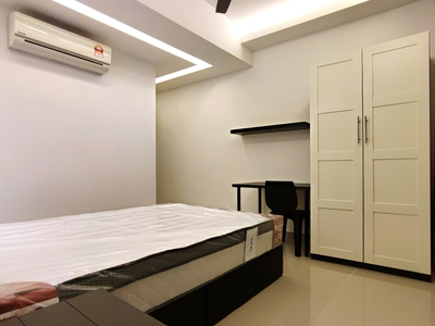 Bedroom For Rent near One Utama, Centerpoint, KPMG, IBM