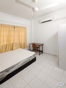 PM for Room Video 【NiceMedium Room】8 Mins walk to MRT KD Room Fully Furnished Ready Move in