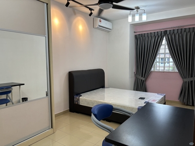 Premium ⭐️ Single Room Fully Furnished @ USJ 2, Special Promotion, Aircond Wardrobe Table Chair Mattress