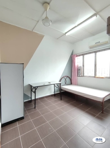 ?1 Month Rental Middle Room at SS2, Petaling Jaya