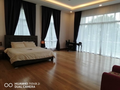 Beverly Row Bungalow, IOI Resort City, Putrajaya