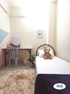 Comfort 1 Month Deposit ~ Fully Furnished Single Room at Bandar Utama !!