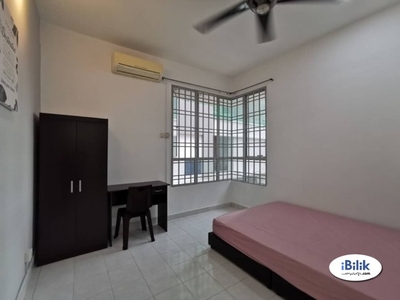 comfortable 1.5 Months Deposit, Next to HELP, Middle Room @ Pangsapuri Damai, Subang Bestari (FREE Utility, Wifi)