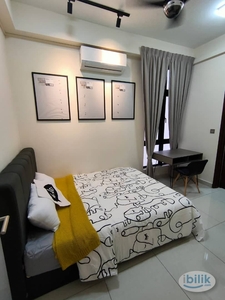 [FEMALE UNIT] Middle Room at J Dupion Residence, Cheras