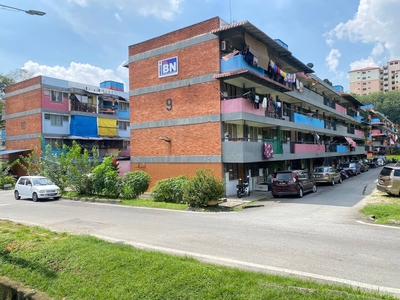 Flat PKNS Seksyen 16, Shah Alam untuk dijual.