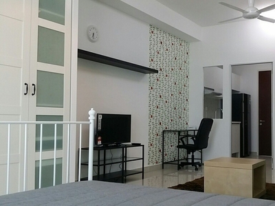For Rent/ PARC Regency /Studio Unit with seperate kitchen/ Fully Furnished