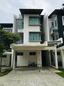 For Sale 3 Storey Terraced House Schubert, Symphony Hills in Cyberjaya