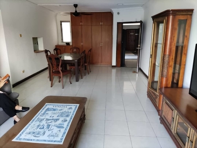 Freehold Condo With Great Facilities @ Vista Kiara For Sale
