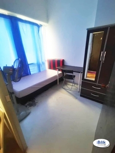 intimate Urgent Move In ? Single Room at Kota Damansara, Petaling Jaya