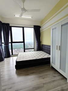 Master bedroom for rent JB Town area