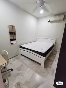 Middle Room at Bandar Sunway, Petaling Jaya